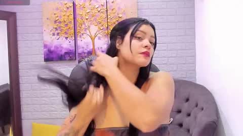    online show from January 17, 12:10 pm