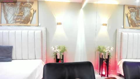    online show from April 15, 12:12 pm