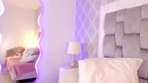 Sara online show from March 5, 6:33 am