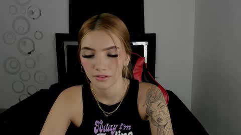 Sara and Alexis online show from October 21, 6:41 pm