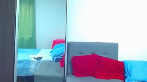 SARA online show from December 11, 3:37 pm