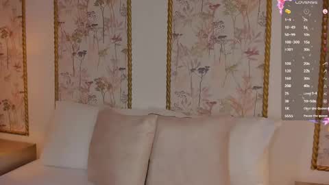 Snapshot of sara_castro24 chatting on April 25, 8:06 pm Sara online show from April 25, 8:06 pm
