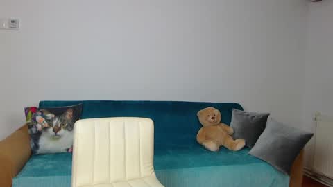 Snapshot of sara_daisy chatting on February 1, 8:16 pm Im Sara I am happy to be here  online show from February 1, 8:16 pm
