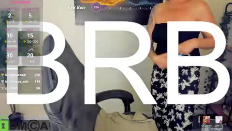 Snapshot of sara_devills chatting on July 7, 6:47 am Sara online show from July 7, 6:47 am