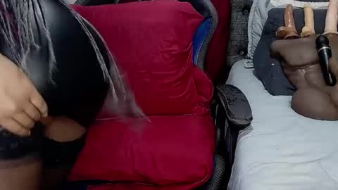 Sara Greyx online show from February 3, 9:18 pm