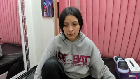 sara_honny online show from November 28, 3:53 am