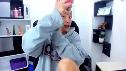 sara_honny online show from June 17, 1:34 pm