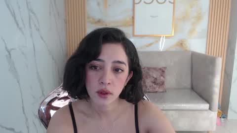 Sara  online show from October 6, 1:19 pm