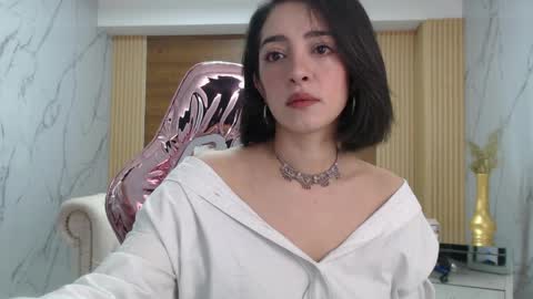 Sara  online show from March 30, 1:56 pm