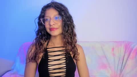 Sara  online show from November 1, 8:11 pm