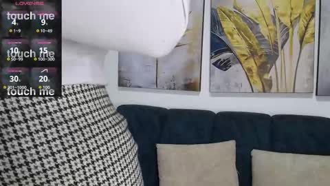 Sara   online show from March 23, 1:26 pm