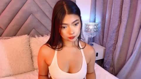 sara_owens7 online show from March 7, 2:08 am