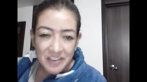 Snapshot of sara_peters chatting on October 22, 11:59 pm sara_peters online show from October 22, 11:59 pm