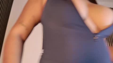 sara_rosee_e online show from May 23, 1:26 pm