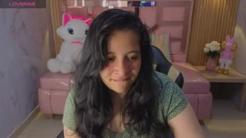 Sara T. online show from July 7, 7:23 am