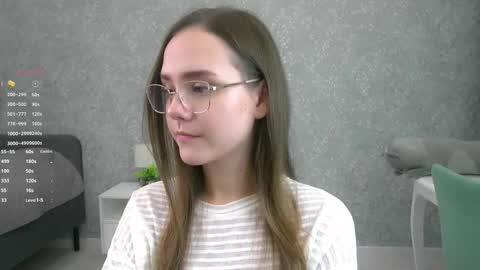 Im Sara  online show from November 17, 7:30 pm