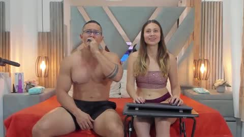 Snapshot of saraandjhony chatting on January 17, 12:52 pm saraANDyoni online show from January 17, 12:52 pm