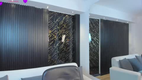 Sara  Everyday From 1430 to 2130 Col Time online show from December 20, 8:01 pm