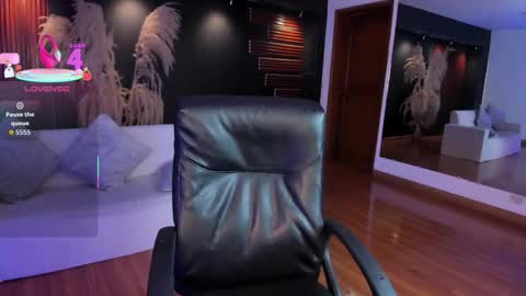 Sara  Everyday From 1430 to 2130 Col Time online show from February 26, 7:24 pm