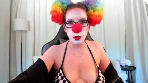 Sara Desire online show from May 21, 1:40 pm