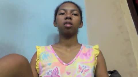 sarah146341 online show from March 21, 8:23 pm