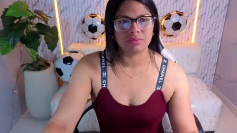 Snapshot of sarah_bay_tx chatting on June 30, 7:48 pm sarah_bay_tx online show from June 30, 7:48 pm