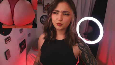 Snapshot of sarah_cuteeyes chatting on April 4, 4:11 am Sara online show from April 4, 4:11 am