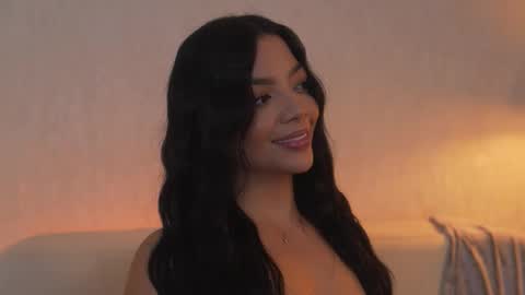       online show from March 12, 11:33 pm