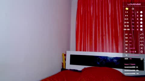 Snapshot of sarah_hs chatting on December 30, 4:08 pm Sarah online show from December 30, 4:08 pm