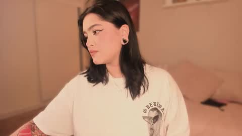   online show from October 24, 6:10 am