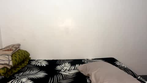 Snapshot of sarahcyganiewicz chatting on May 4, 1:51 pm Sophia online show from May 4, 1:51 pm