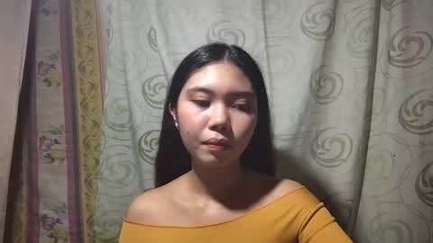 Snapshot of sarahcyganiewicz chatting on May 6, 3:13 am Sophia online show from May 6, 3:13 am