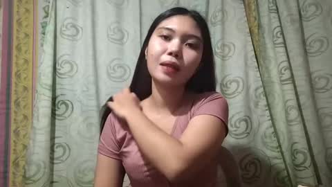 Snapshot of sarahcyganiewicz chatting on May 9, 12:38 am Sophia online show from May 9, 12:38 am