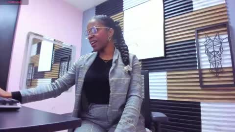 Snapshot of sarahi_pusey chatting on May 12, 1:30 pm Sarahi pusey online show from May 12, 1:30 pm