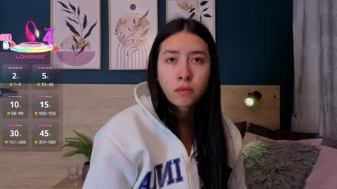 Snapshot of sarahmiler_ chatting on February 26, 11:42 am Sarah online show from February 26, 11:42 am