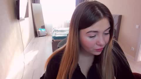 Snapshot of sarahmils chatting on March 13, 12:45 pm Sarah online show from March 13, 12:45 pm