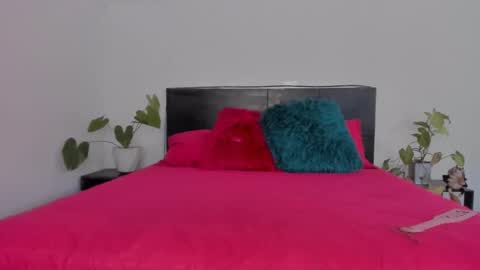 Girl next door online show from January 18, 5:48 pm