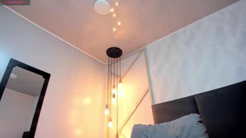 Snapshot of sarahsaenz_ chatting on November 17, 11:38 am Sarah online show from November 17, 11:38 am