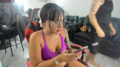 sarajackson1 online show from December 23, 9:07 am