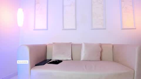 Sara online show from December 3, 12:36 pm