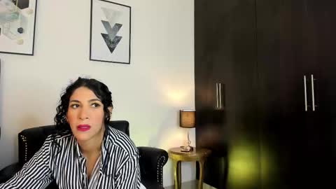 Sara online show from March 12, 2:23 pm