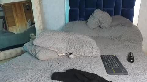 Snapshot of sarawilliamss_ chatting on January 1, 7:10 pm Sara W online show from January 1, 7:10 pm