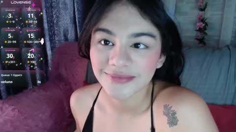 Snapshot of saray_cute_ chatting on January 28, 3:57 pm Lista de deseos online show from January 28, 3:57 pm