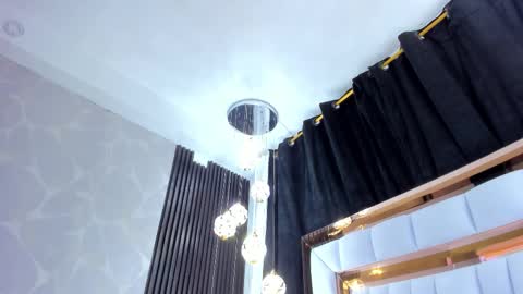 Saray online show from November 12, 7:35 pm