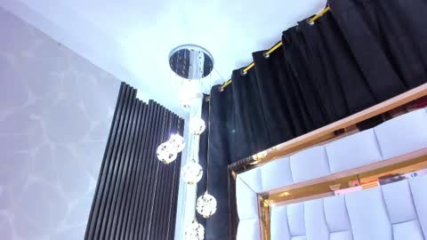 Saray online show from April 12, 7:52 pm