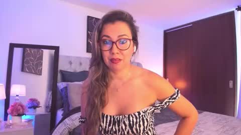 sarha online show from February 9, 4:33 pm