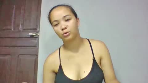 sarhon917962 online show from April 30, 9:48 am