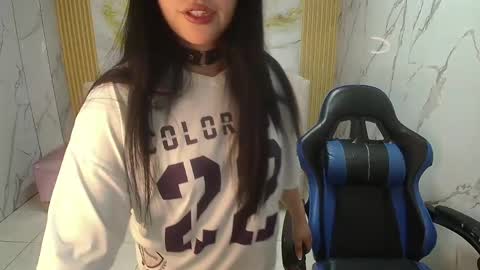 Snapshot of sarita_09_s chatting on April 20, 8:32 pm Sara online show from April 20, 8:32 pm