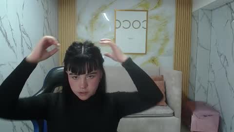Snapshot of sarita_09_s chatting on April 22, 8:43 pm Sara online show from April 22, 8:43 pm