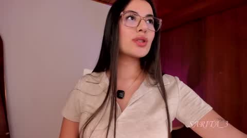 Snapshot of sarita_3 chatting on May 25, 11:11 pm Sarita Lozano online show from May 25, 11:11 pm